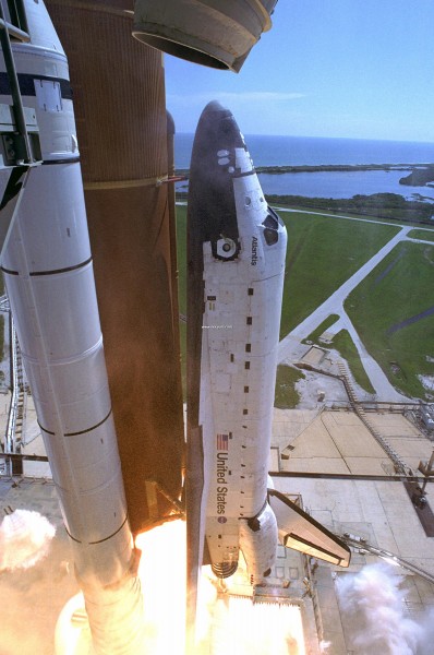 atlantis_sts115_big.jpg