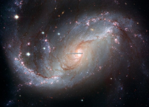 ngc1672_hst_big.jpg