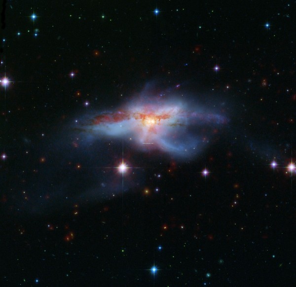 ngc6240_spitzerhubble.jpg